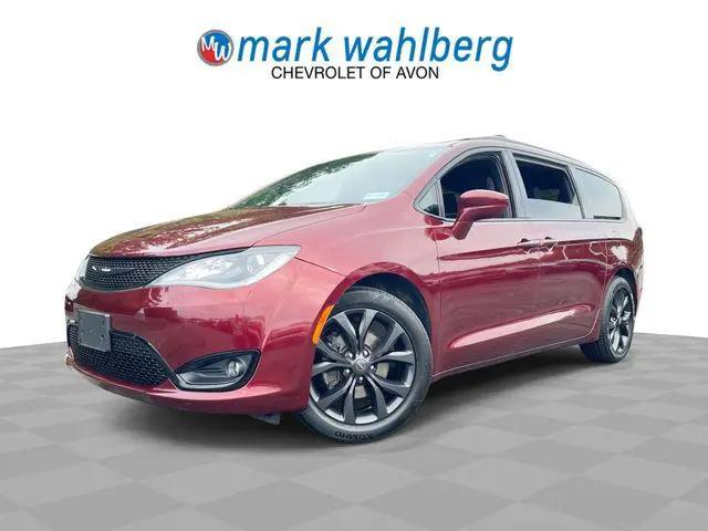 2019 Chrysler Pacifica Touring Plus for sale in Avon, OH