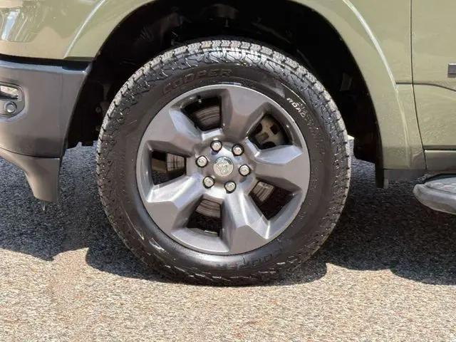 2021 Ram 1500 Big Horn Crew Cab 4x4 5'7" Box