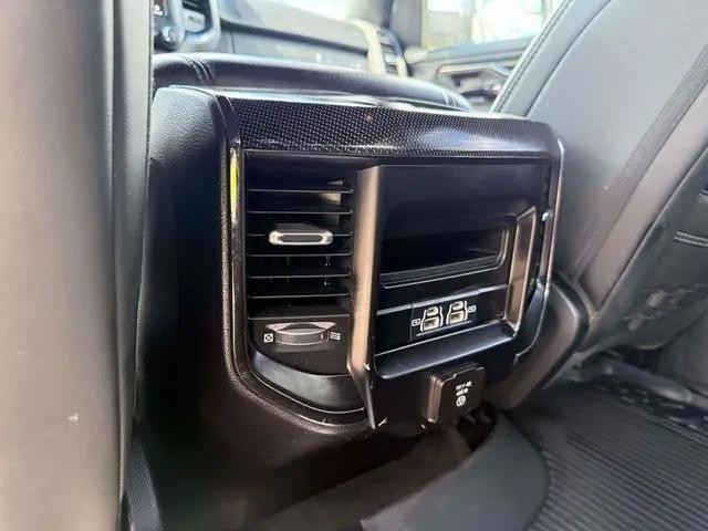 2021 Ram 1500 Big Horn Crew Cab 4x4 5'7" Box