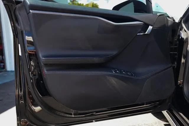 2018 Tesla Model S 75D