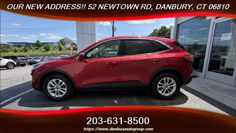 2020 Ford Escape SE
