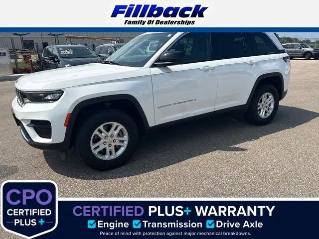 2023 Jeep Grand Cherokee Laredo 4x4 for sale in Boscobel, WI