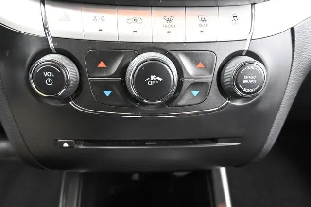 2020 Dodge Journey SE Value
