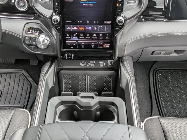 2026 Ram 1500 Limited Crew Cab 4x4 57 Box