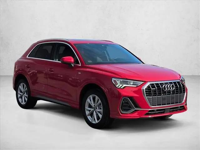 2025 Audi Q3 Premium 45 TFSI S line quattro Tiptronic