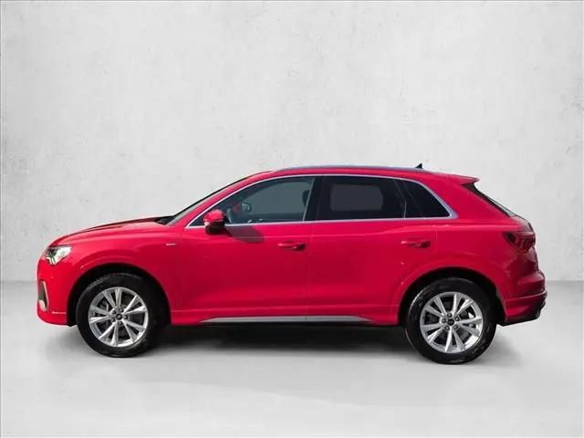 2025 Audi Q3 Premium 45 TFSI S line quattro Tiptronic