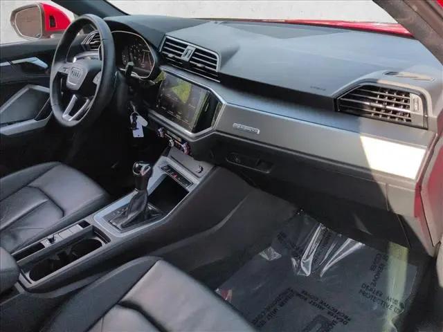 2025 Audi Q3 Premium 45 TFSI S line quattro Tiptronic