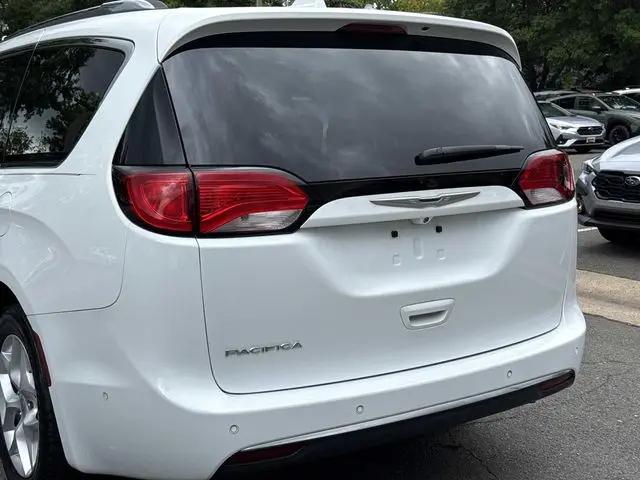 2018 Chrysler Pacifica Touring L