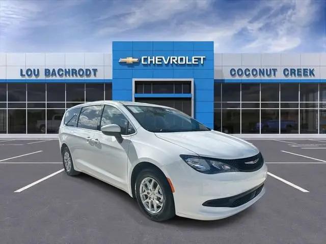 2023 Chrysler Voyager LX for sale in Pompano Beach, FL