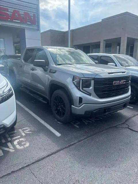 2024 GMC Sierra 1500 4WD Crew Cab Short Box Pro for sale in Fairfield, OH