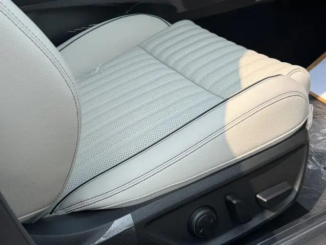 2026 Genesis G70 3.3T AWD Sport Prestige