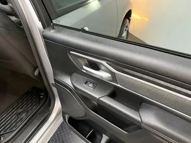 2021 Ram 1500 Big Horn Crew Cab 4x4 5'7" Box
