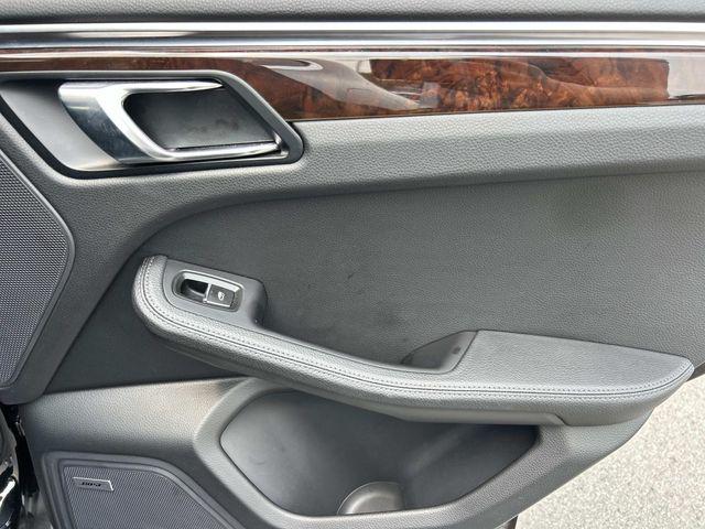 2021 Porsche Macan S
