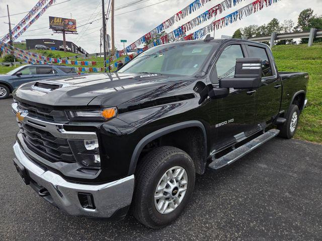 2025 Chevrolet Silverado 2500HD 4WD Crew Cab Standard Bed LT for sale in PLEASANT VLY, WV