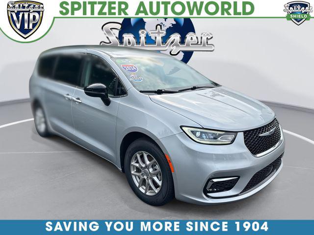 2024 Chrysler Pacifica Touring L for sale in Saint Marys, PA