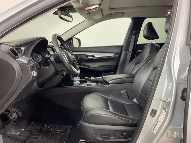 2021 INFINITI QX50 LUXE