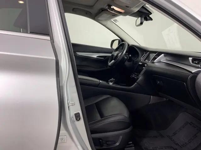 2021 INFINITI QX50 LUXE