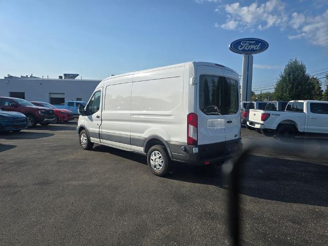 2015 Ford Transit 148 WB Medium Roof Cargo