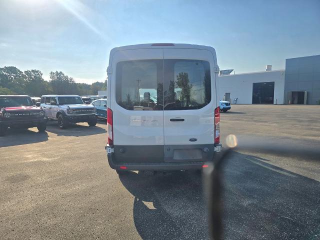 2015 Ford Transit 148 WB Medium Roof Cargo