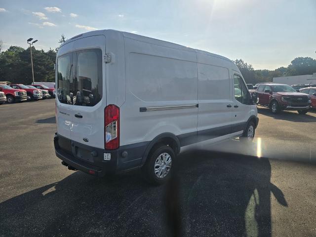 2015 Ford Transit 148 WB Medium Roof Cargo