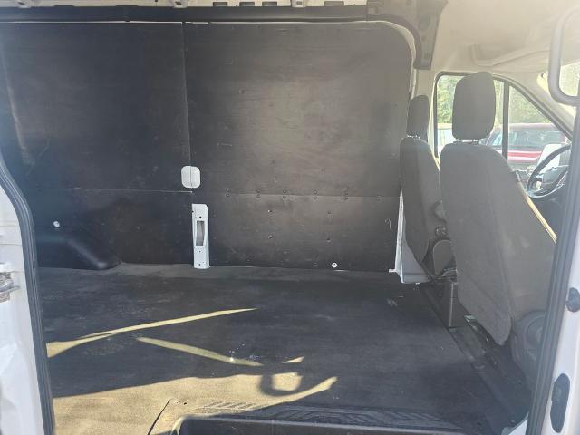 2015 Ford Transit 148 WB Medium Roof Cargo