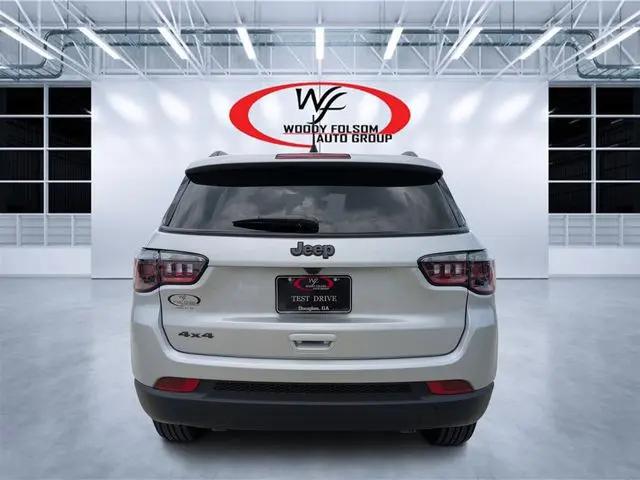2026 Jeep Compass Latitude Altitude