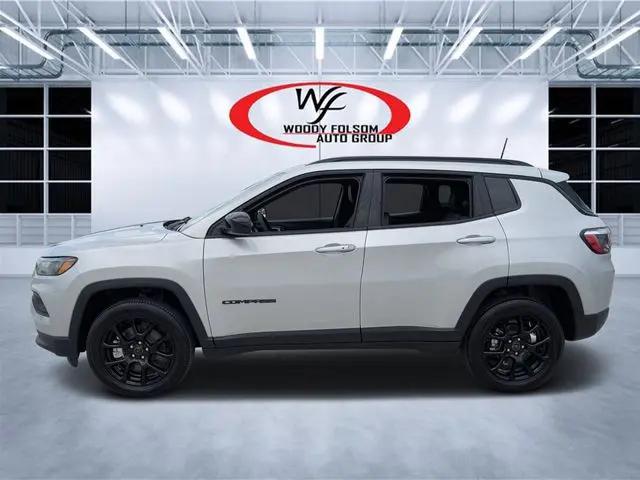 2026 Jeep Compass Latitude Altitude