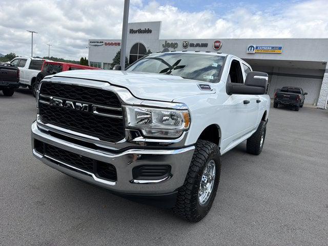 2024 RAM 2500 Tradesman Crew Cab 4x4 64 Box 2024 RAM 2500 Tradesman Crew Cab 4x4 64 Box