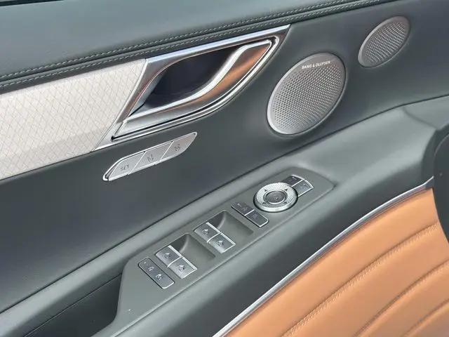 2027 Genesis GV80 2.5T Prestige