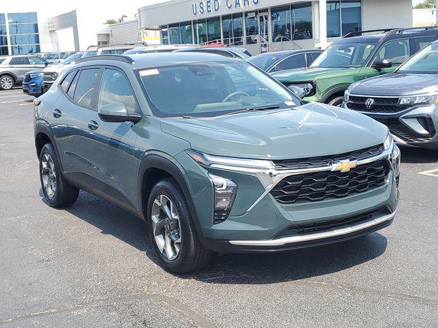 2025 Chevrolet Trax FWD LT for sale in Southfield, MI