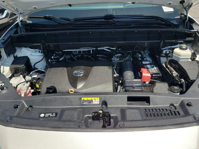 2021 Toyota Highlander LE