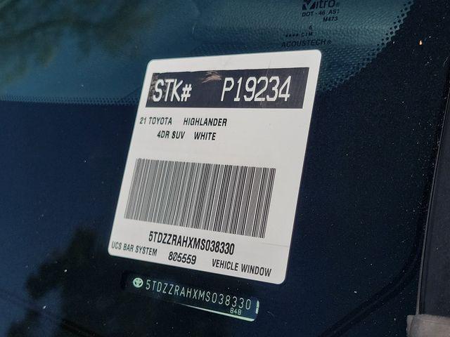 2021 Toyota Highlander LE