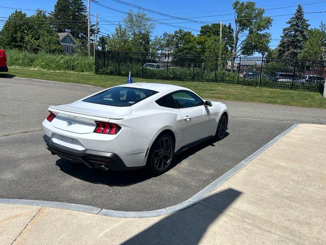 2024 Ford Mustang EcoBoost Fastback