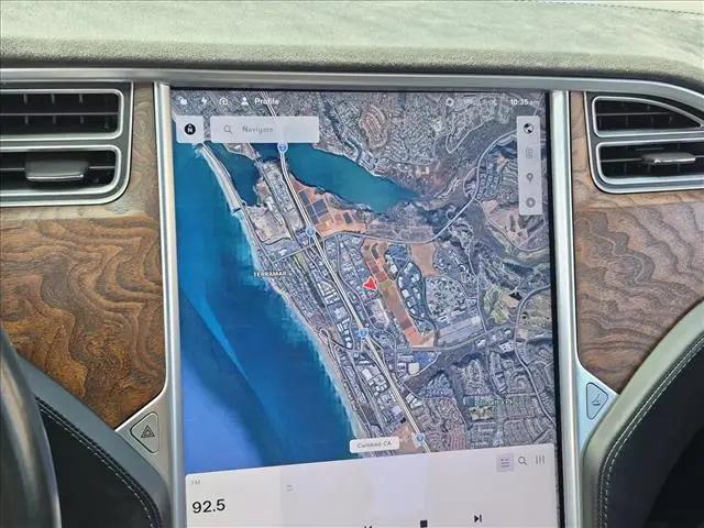 2017 Tesla Model S 90D