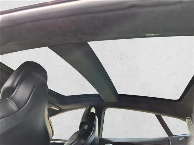 2017 Tesla Model S 90D