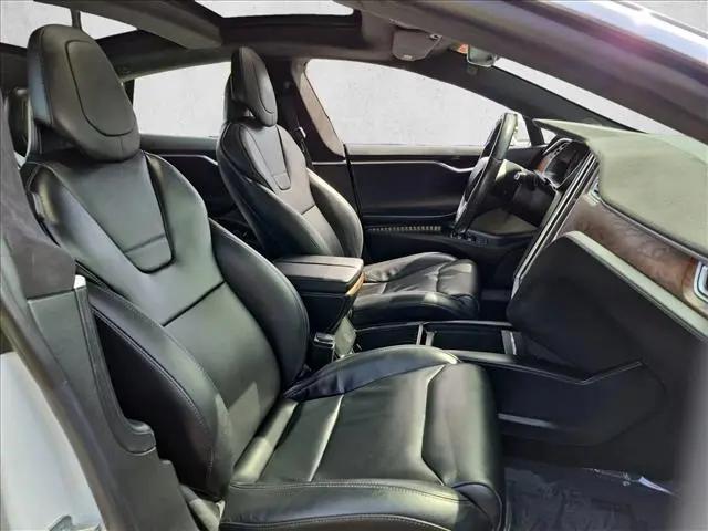 2017 Tesla Model S 90D