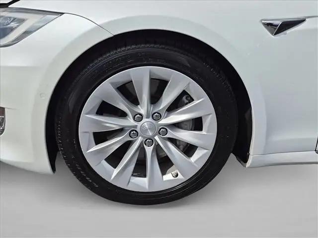 2017 Tesla Model S 90D