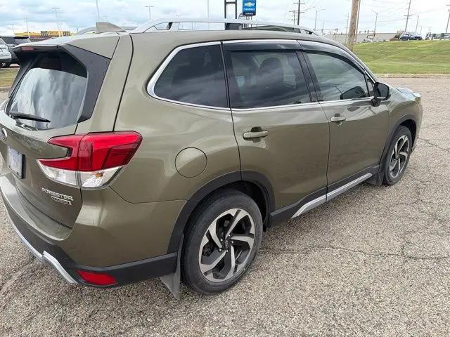 2023 Subaru Forester Touring