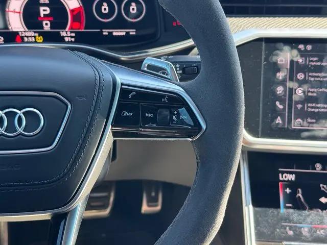 2025 Audi RS 6 Avant Performance quattro tiptronic