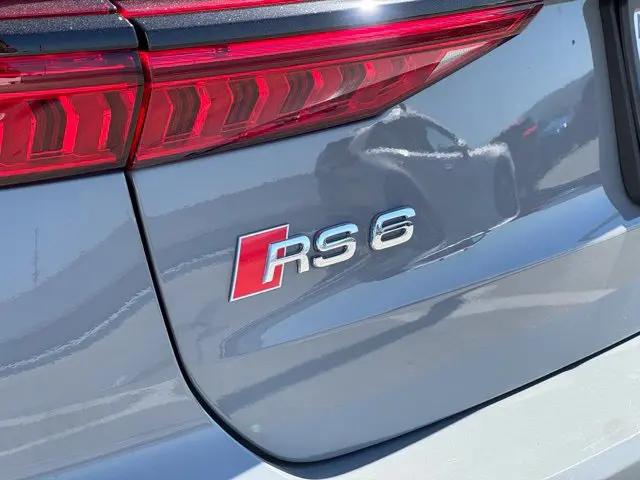 2025 Audi RS 6 Avant Performance quattro tiptronic
