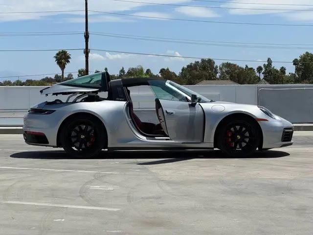 2021 Porsche 911 Targa 4S