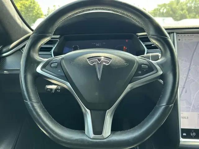 2016 Tesla Model S 75D