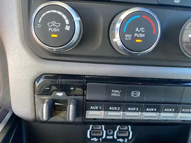 2021 Jeep Ram 2500 Big Horn Crew Cab 4x4 64 Box