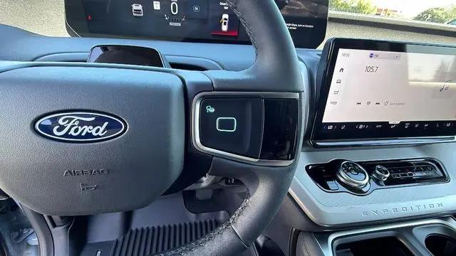 2027 Ford Expedition Active