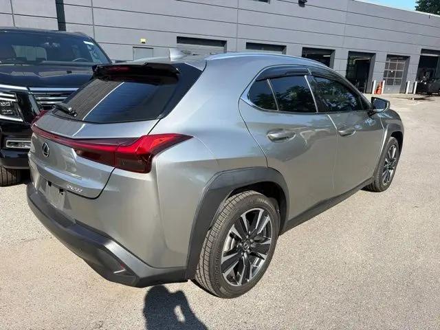 2021 Lexus UX 200 UX 200