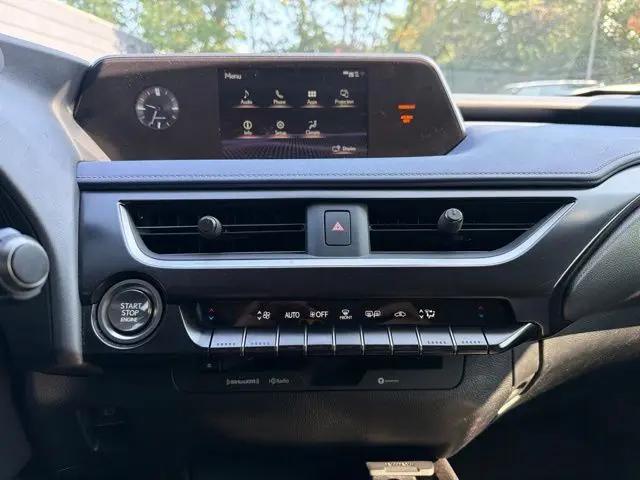 2021 Lexus UX 200 UX 200