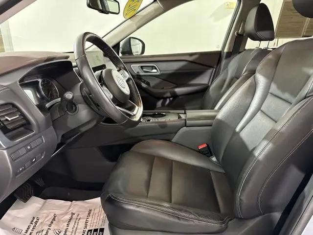 2021 Nissan Rogue SL FWD