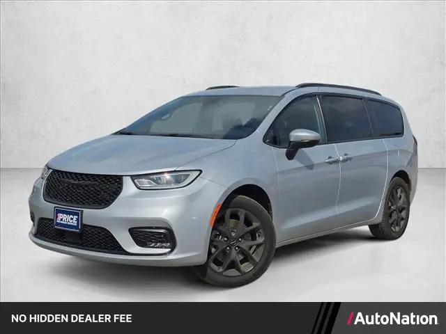 2023 Chrysler Pacifica Touring L AWD for sale in San Antonio, TX