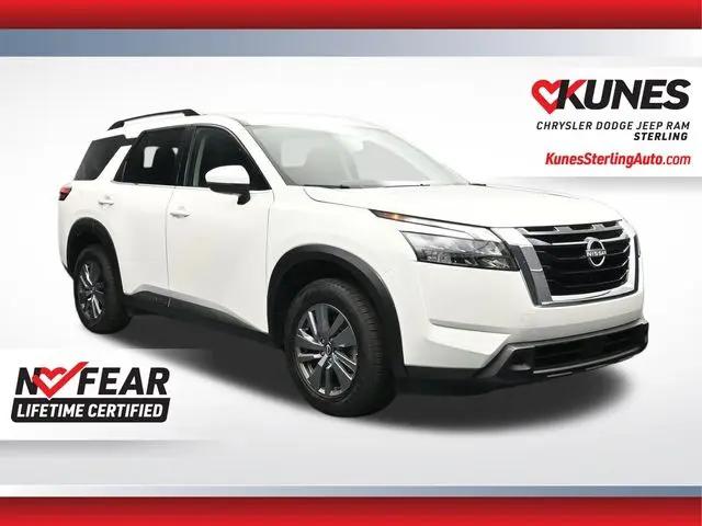2025 Nissan Pathfinder SV FWD for sale in Sterling, IL