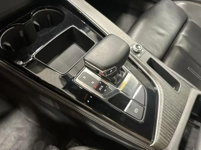 2023 Audi A4 Premium Plus 45 TFSI S line quattro S tronic